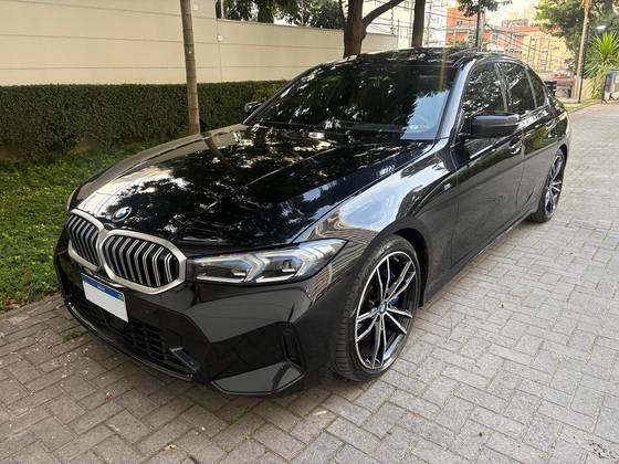BMW 320i 2.0 16V TURBO FLEX M SPORT AUTOMÁTICO BMW 320i 2.0 16V TURBO FLEX M SPORT AUTOMÁTICO